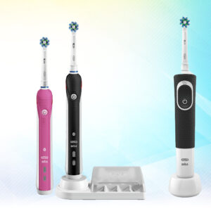Afbeelding van drie elektrische tandenborstels, symbool voor de top 3 beste elektrische tandenborstels van 2024