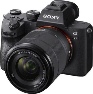 Sony A7 III Body + 28-70mm - Zwart